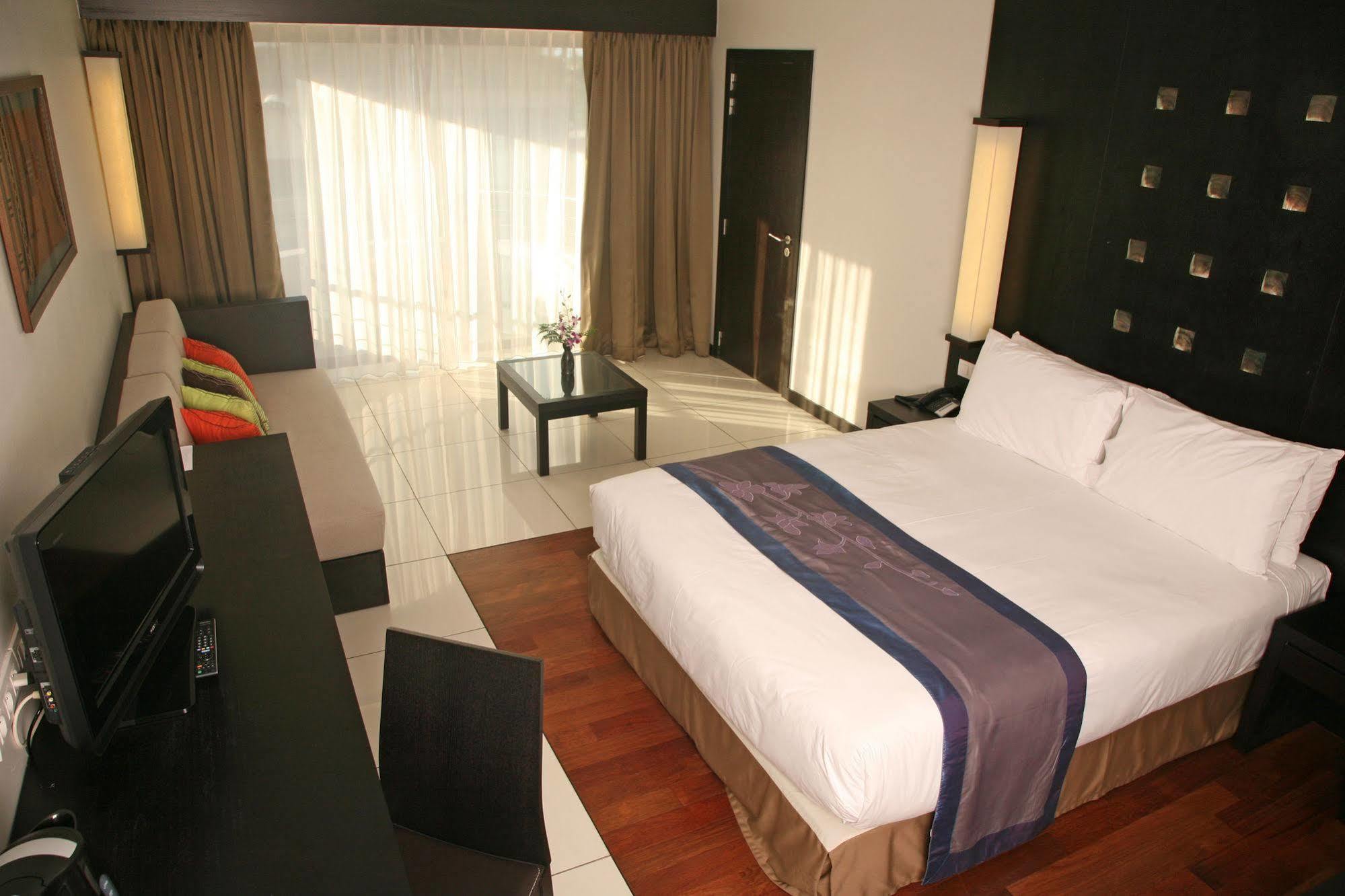 Hotel Tahiti Nui Papeete  Exteriér fotografie